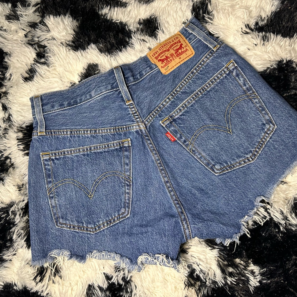LEVI’S - Picture 2 of 3